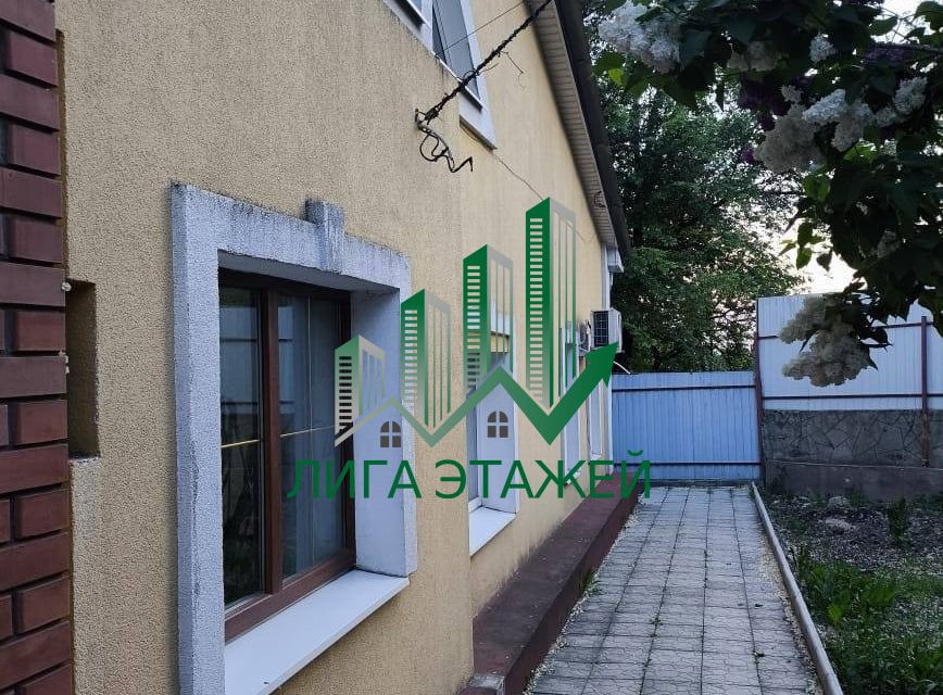 Продаётся 2-этажный дом, 140 м²