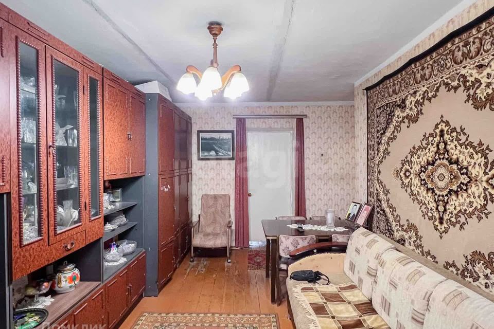 Продаётся 3-комнатная квартира, 57.6 м²