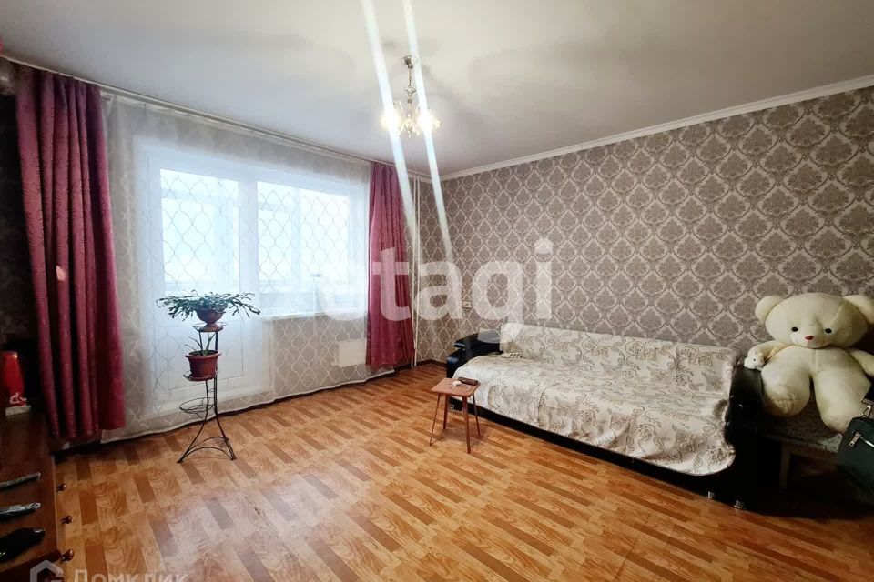 Продаётся 1-комнатная квартира, 40.4 м²