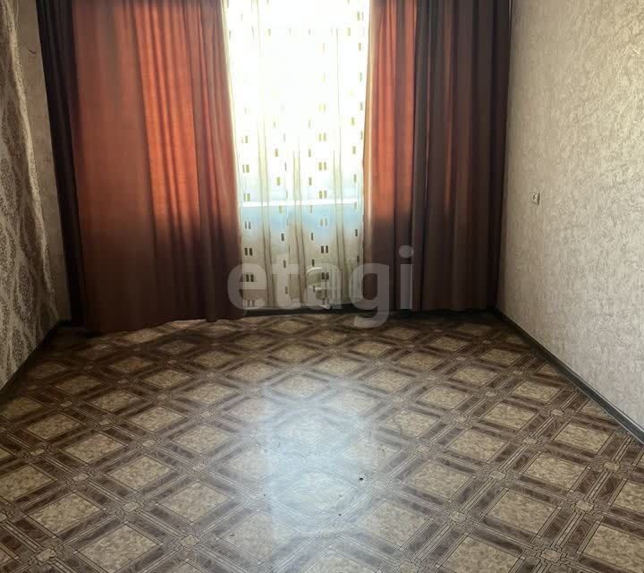 Продаётся 4-комнатная квартира, 71.5 м²
