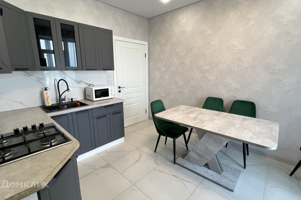 Продаётся 1-комнатная квартира, 41 м²