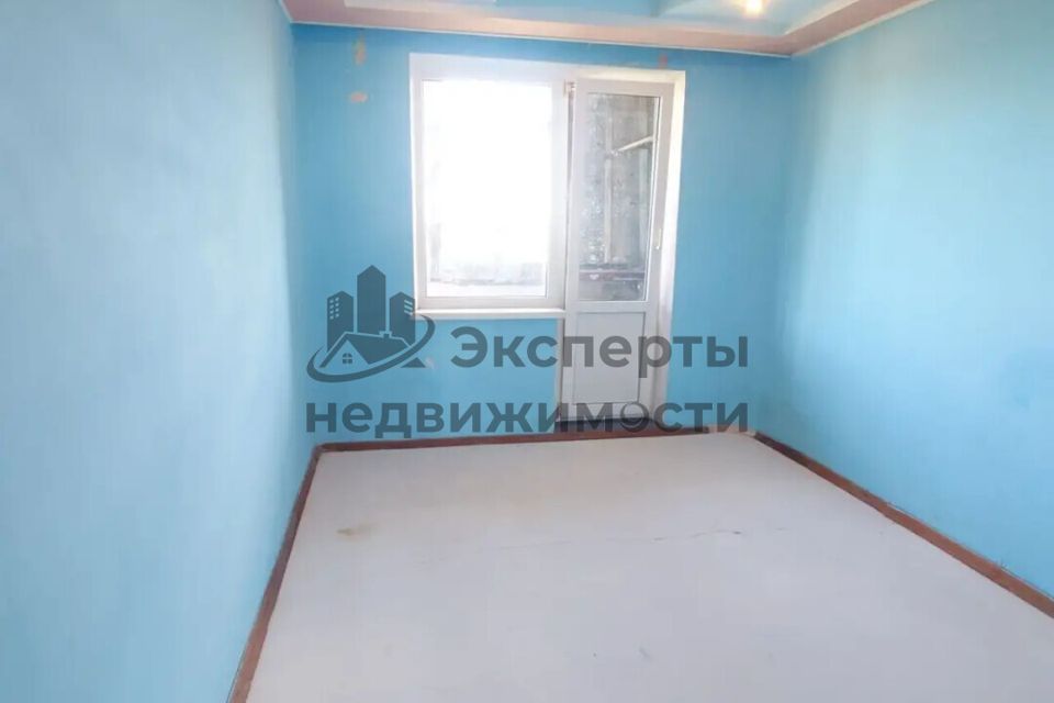 Продаётся 4-комнатная квартира, 82 м²