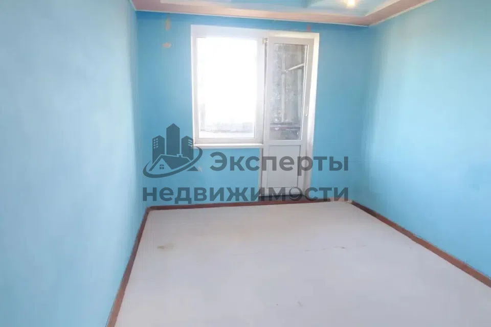 Продаётся 4-комнатная квартира, 82 м²