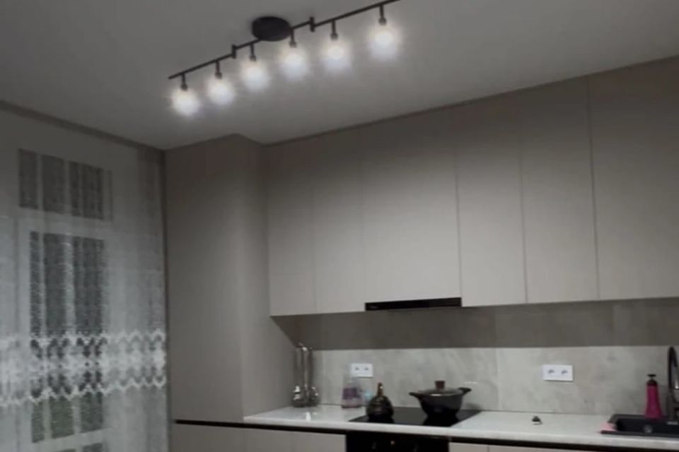 Продаётся 1-комнатная квартира, 38 м²