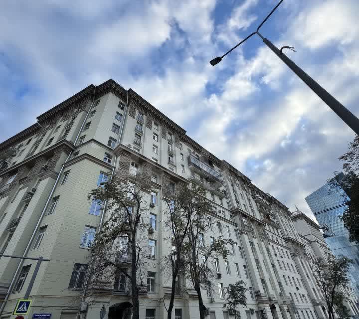 Продаётся 1-комнатная квартира, 37.3 м²