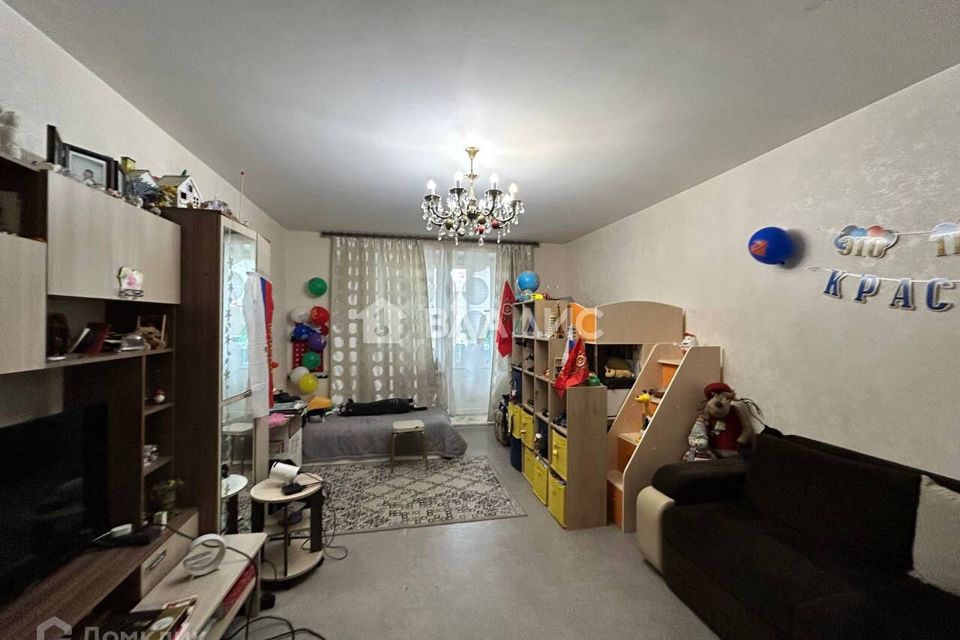 Продаётся 1-комнатная квартира, 54.2 м²