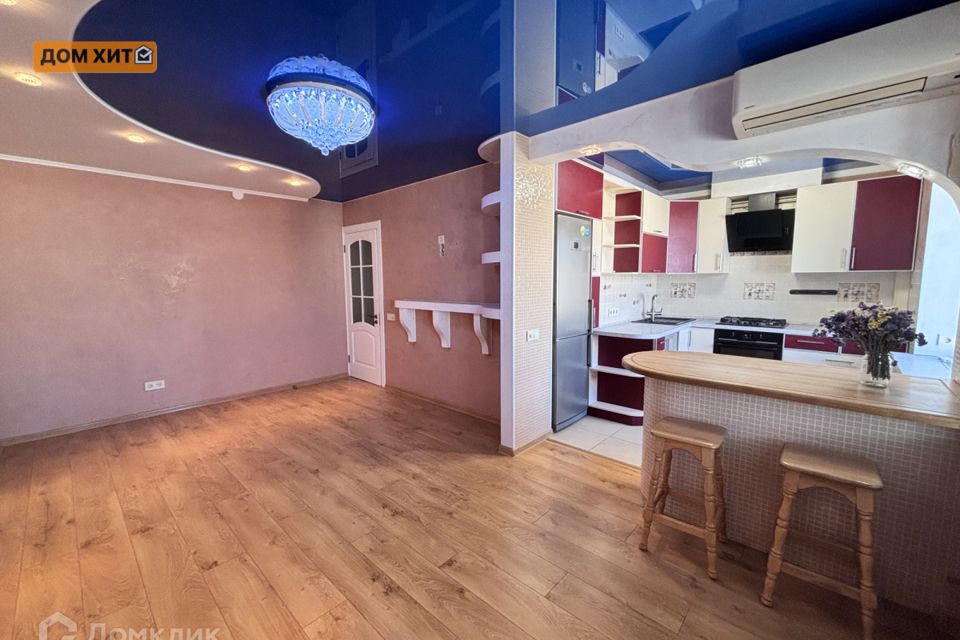 Продаётся 3-комнатная квартира, 62 м²