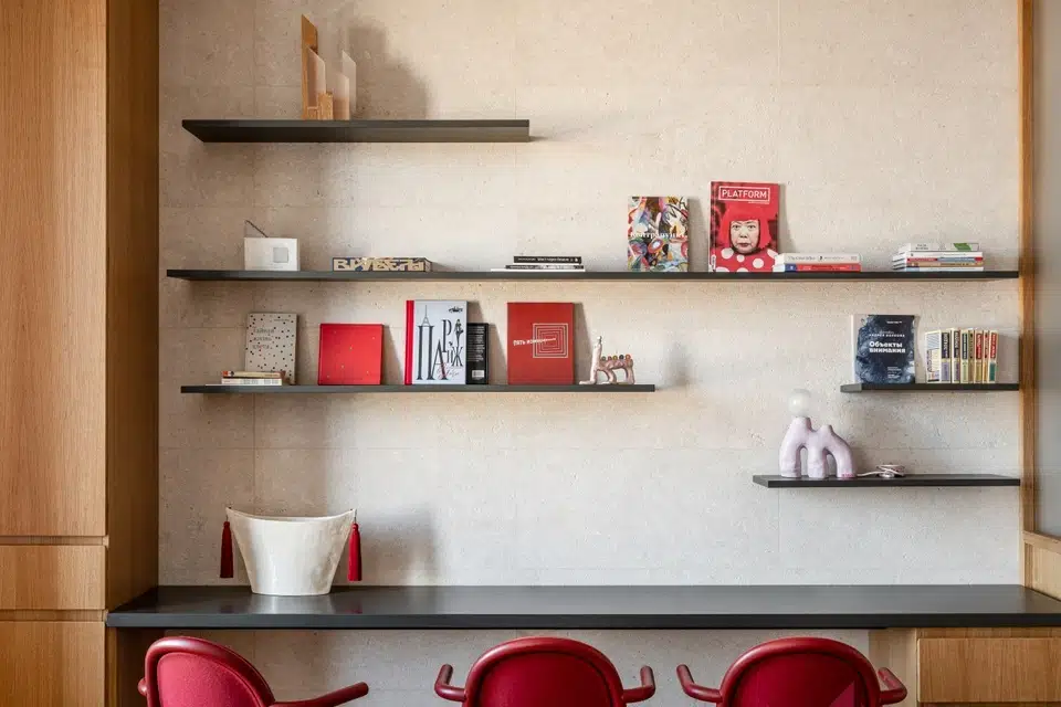 Продаётся 4-комнатная квартира, 128 м²