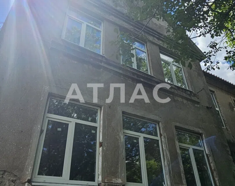 Продаётся 3-комнатная квартира, 57.4 м²