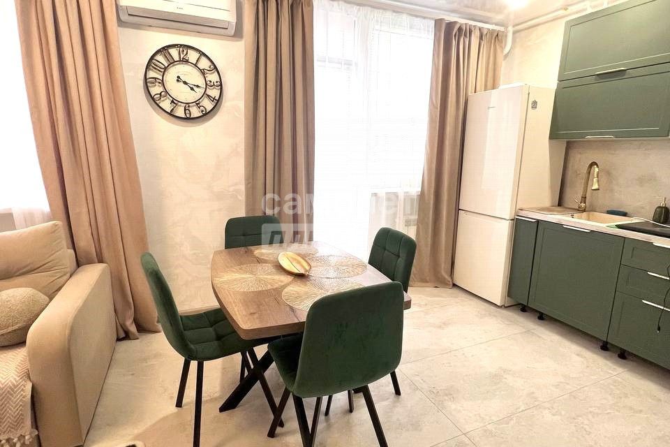 Продаётся 3-комнатная квартира, 63 м²