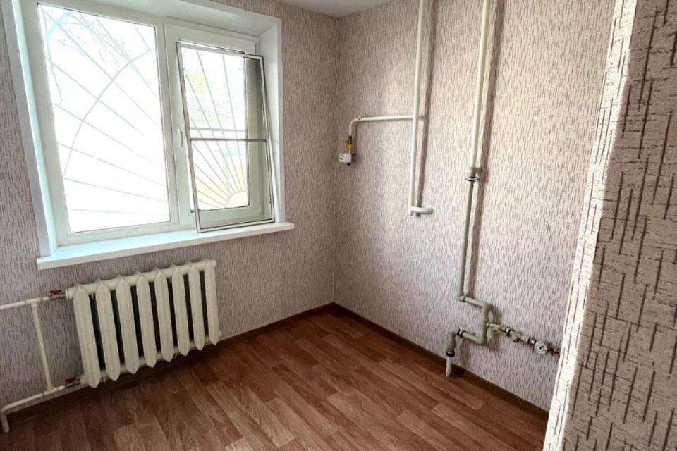 Продаётся 3-комнатная квартира, 58.9 м²