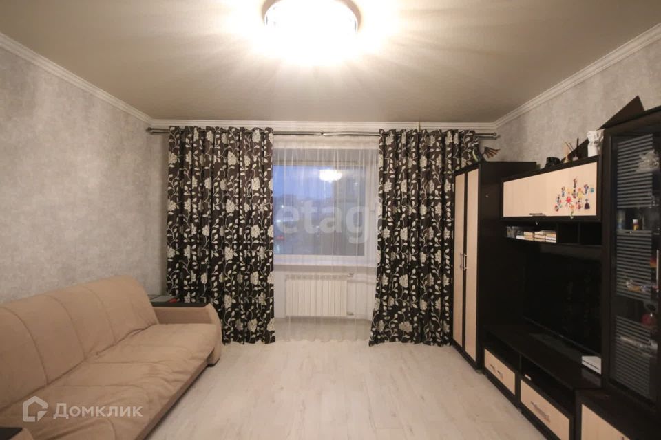 Продаётся 2-комнатная квартира, 57.2 м²