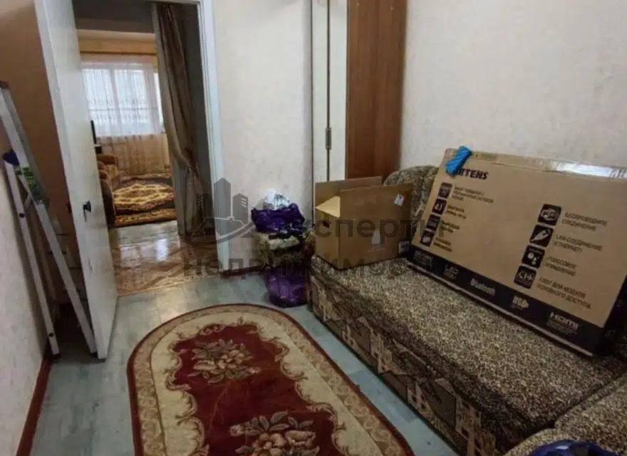 Продаётся 3-комнатная квартира, 53.7 м²