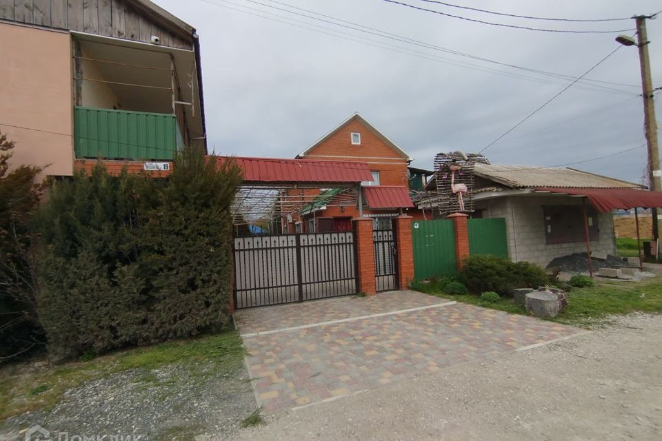 Продаётся 2-этажный дом, 70 м²