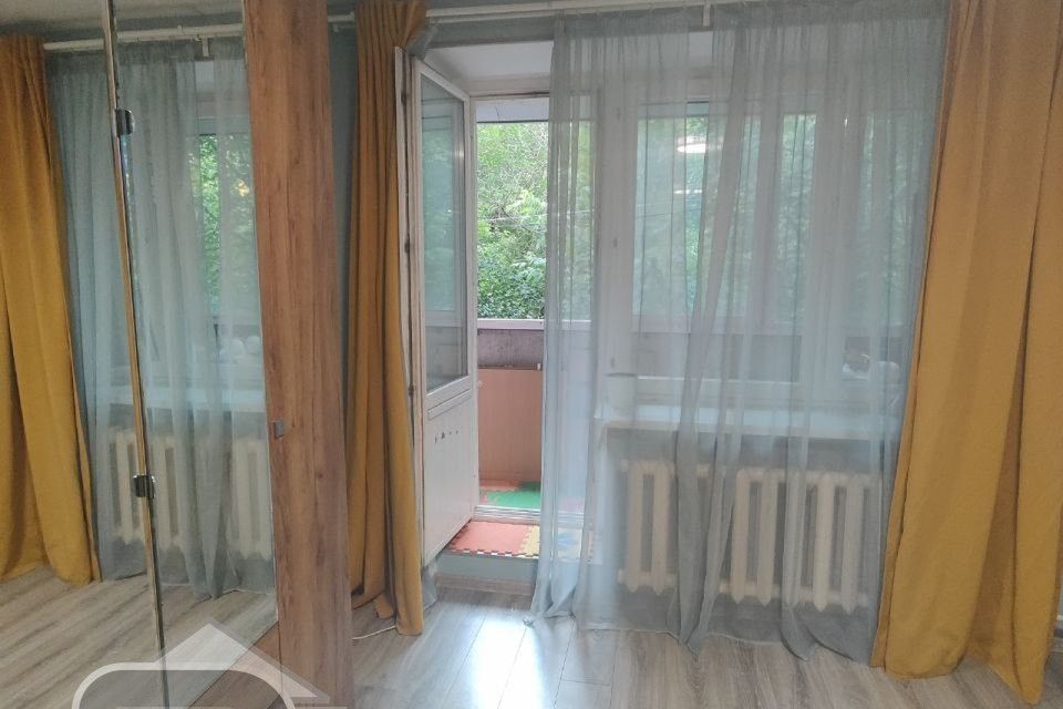 Продаётся 1-комнатная квартира, 38 м²