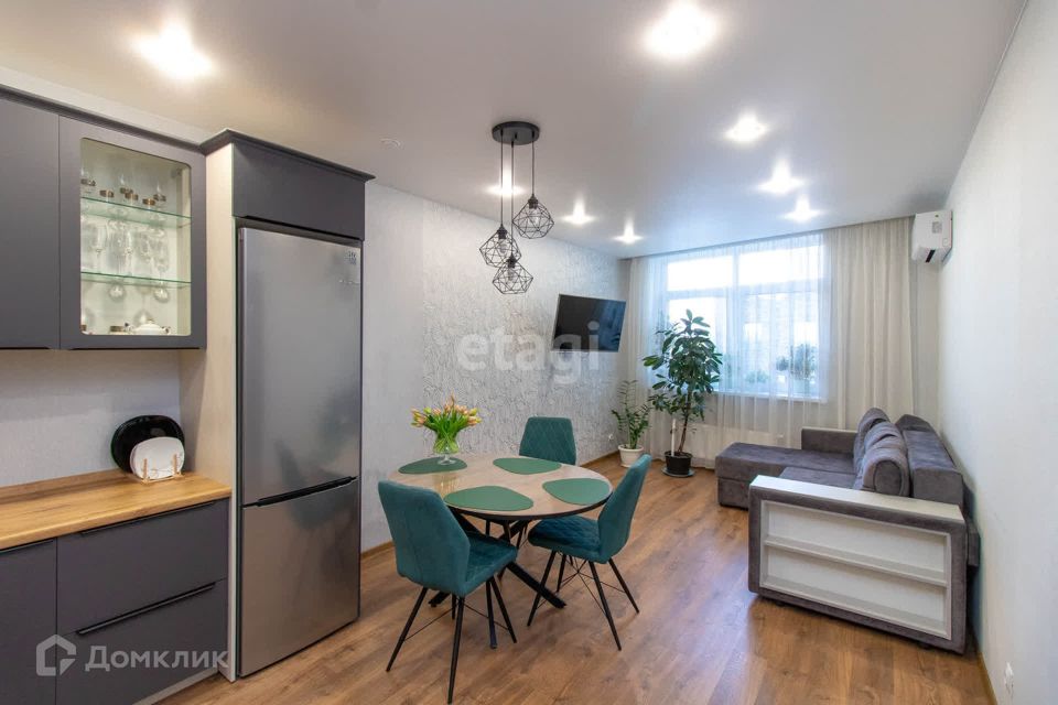 Продаётся 1-комнатная квартира, 49.7 м²