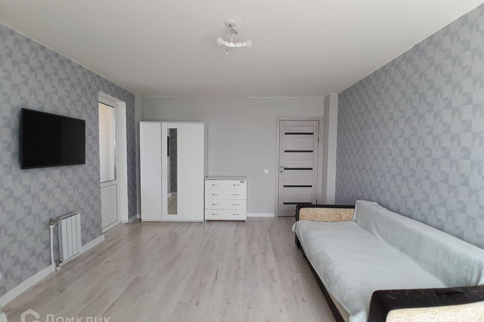 Продаётся 1-комнатная квартира, 54.7 м²