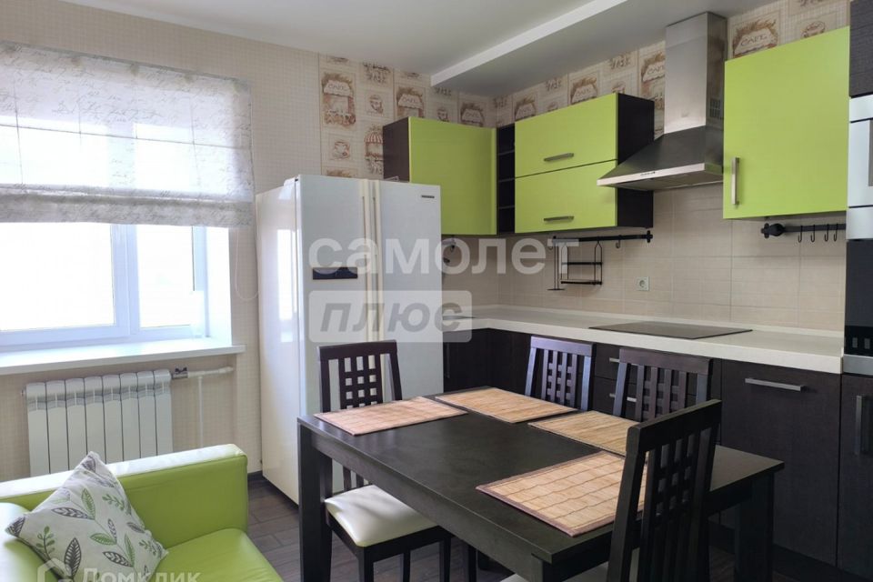 Продаётся 2-комнатная квартира, 80.3 м²