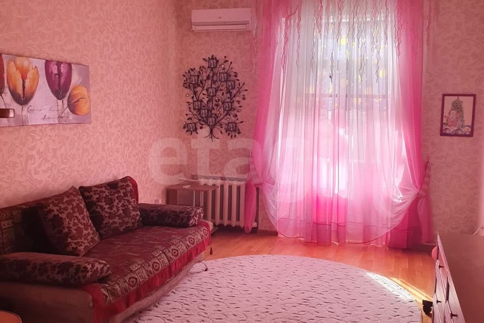 Продаётся 3-комнатная квартира, 74.9 м²