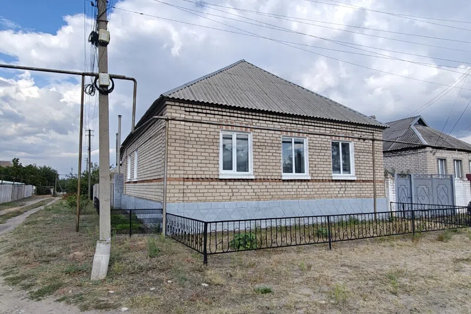 Продаётся 1-этажный дом, 100 м²