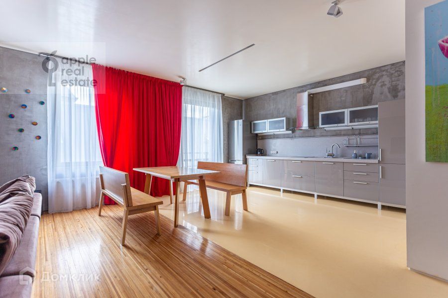 Сдаётся 2-комнатная квартира, 125 м²
