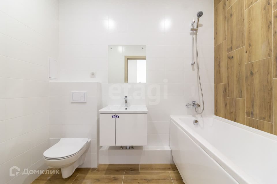 Продаётся 1-комнатная квартира, 42.24 м²