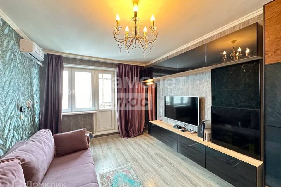 Продаётся 3-комнатная квартира, 69.6 м²
