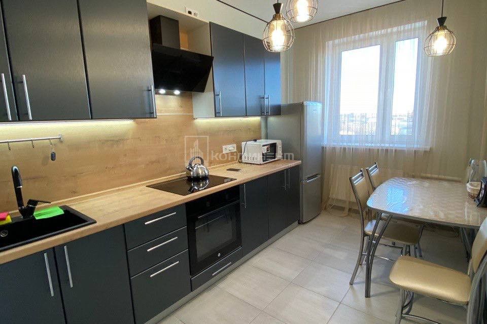 Продаётся 1-комнатная квартира, 41 м²