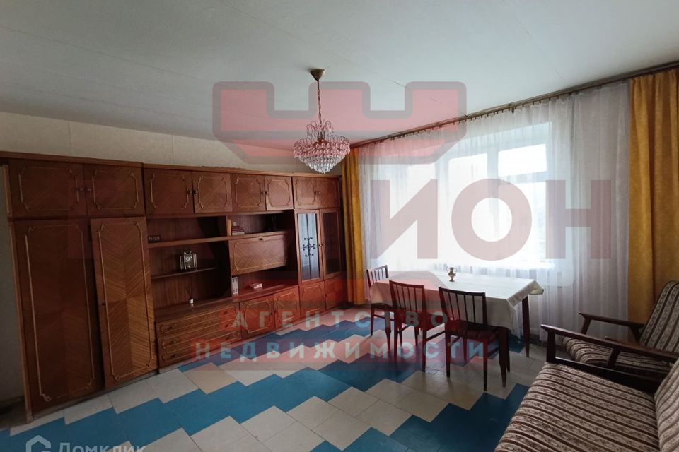 Продаётся 4-комнатная квартира, 82.4 м²