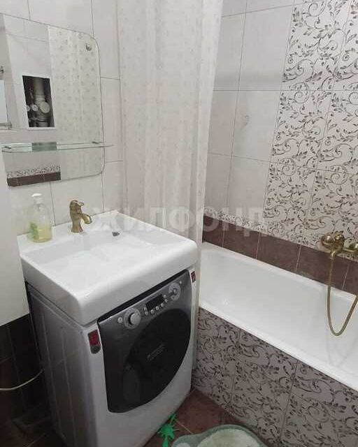 Сдаётся 1-комнатная квартира, 38 м²