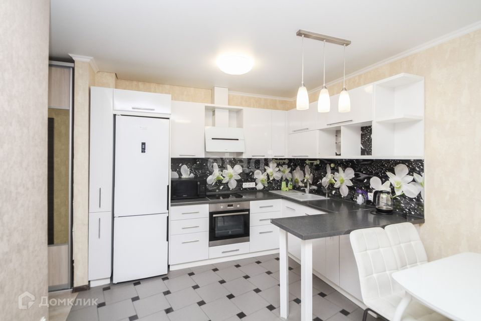 Сдаётся 2-комнатная квартира, 55 м²