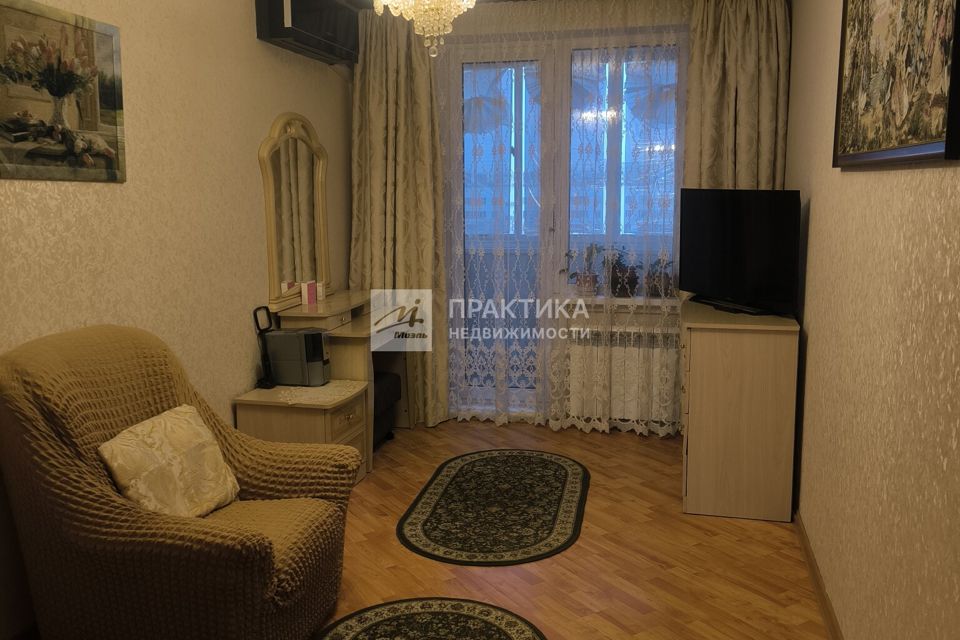 Продаётся 3-комнатная квартира, 58.5 м²