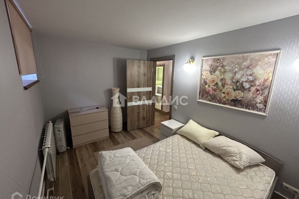 Сдаётся 2-комнатная квартира, 65 м²