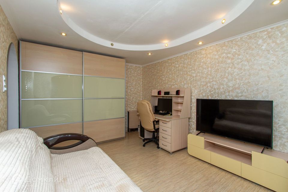 Продаётся 1-комнатная квартира, 40.2 м²