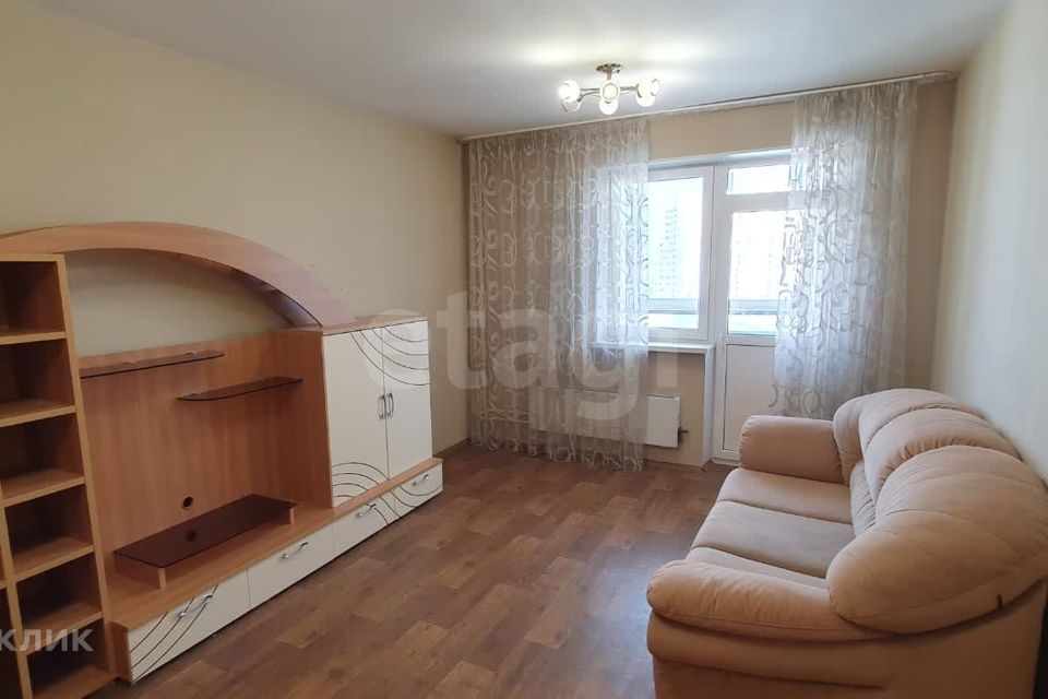 Продаётся 2-комнатная квартира, 67.2 м²