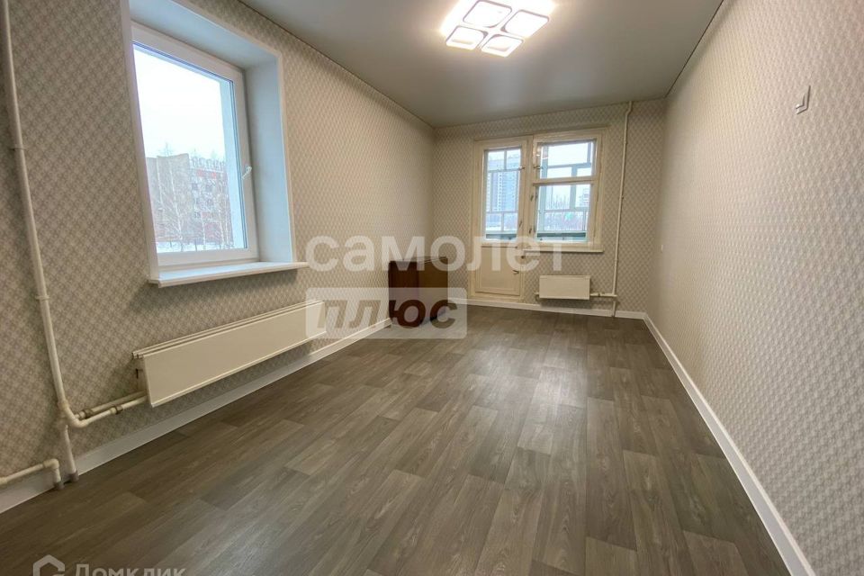 Продаётся 4-комнатная квартира, 93.8 м²