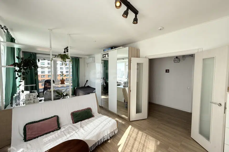 Продаётся 2-комнатная квартира, 68.2 м²