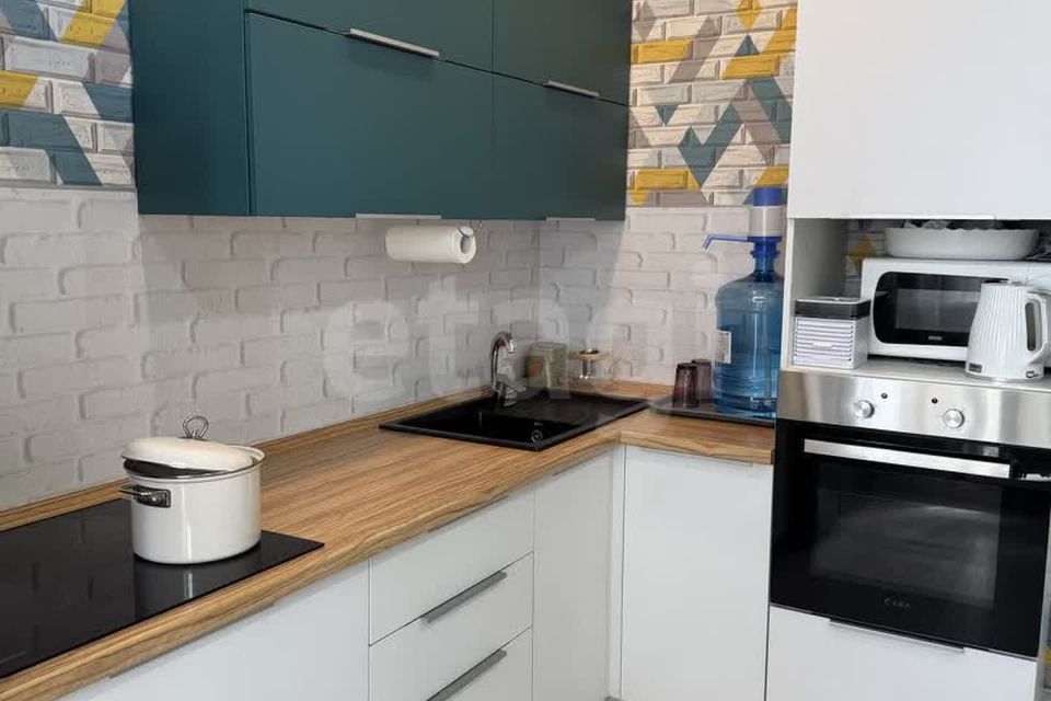 Продаётся 2-комнатная квартира, 57.5 м²