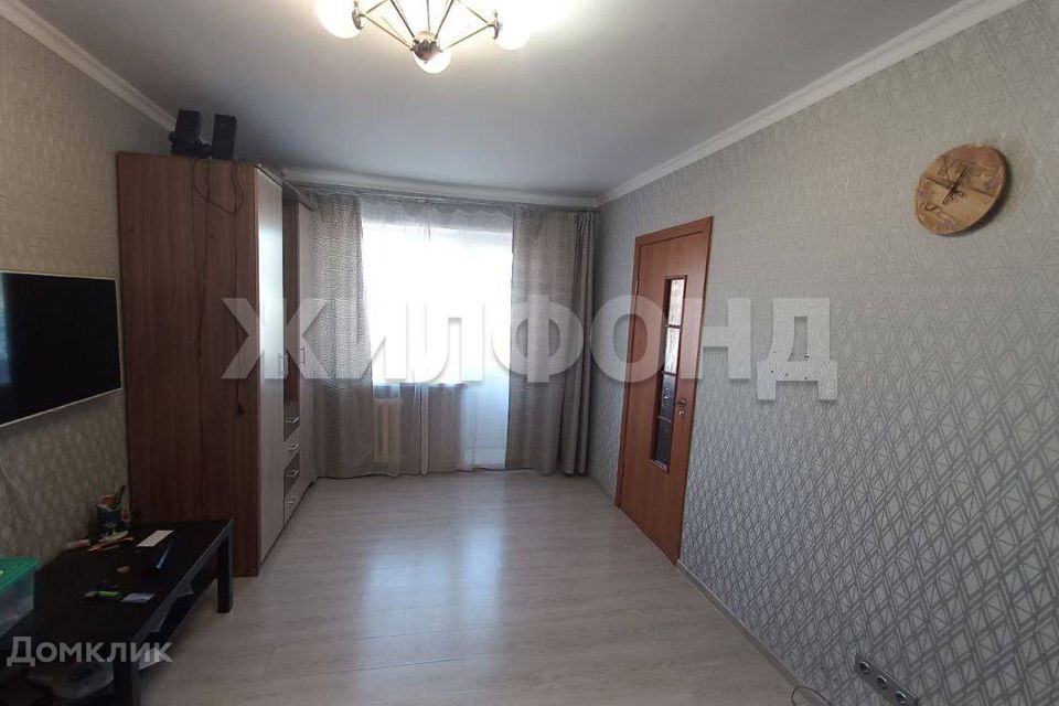 Продаётся 3-комнатная квартира, 57.1 м²