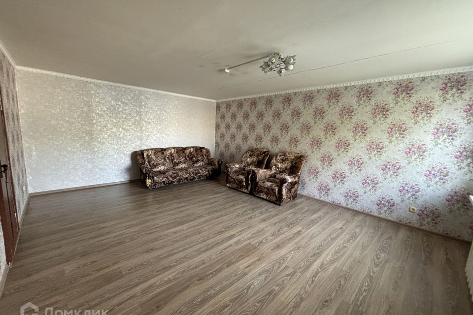 Продаётся комната в 1-комн. квартире, 27.4 м²