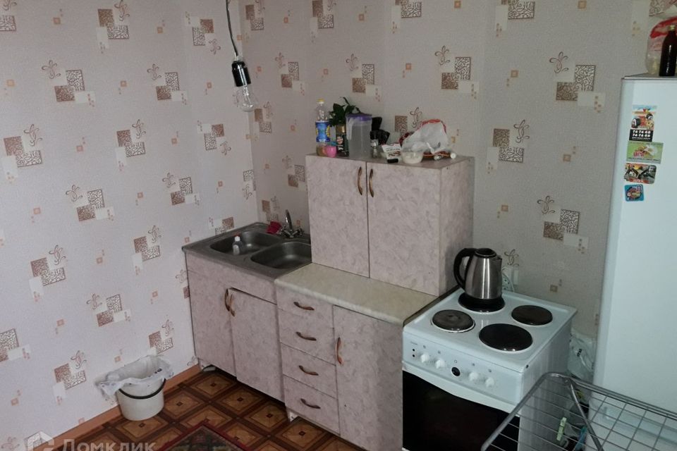 Продаётся 1-комнатная квартира, 37.4 м²
