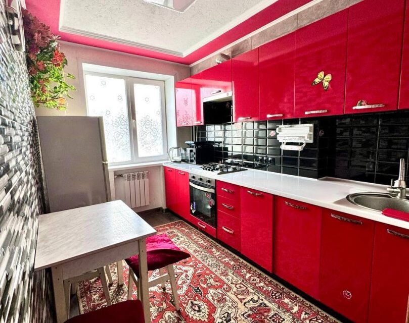 Продаётся 3-комнатная квартира, 65 м²