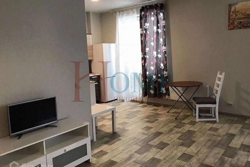 Сдаётся 1-комнатная квартира, 40 м²