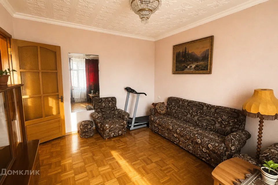Продаётся 2-комнатная квартира, 60.8 м²