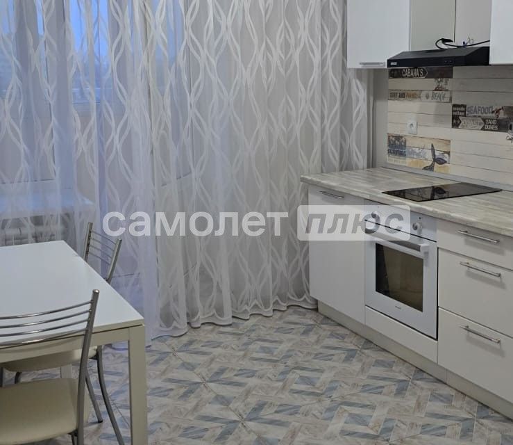 Сдаётся 1-комнатная квартира, 38 м²
