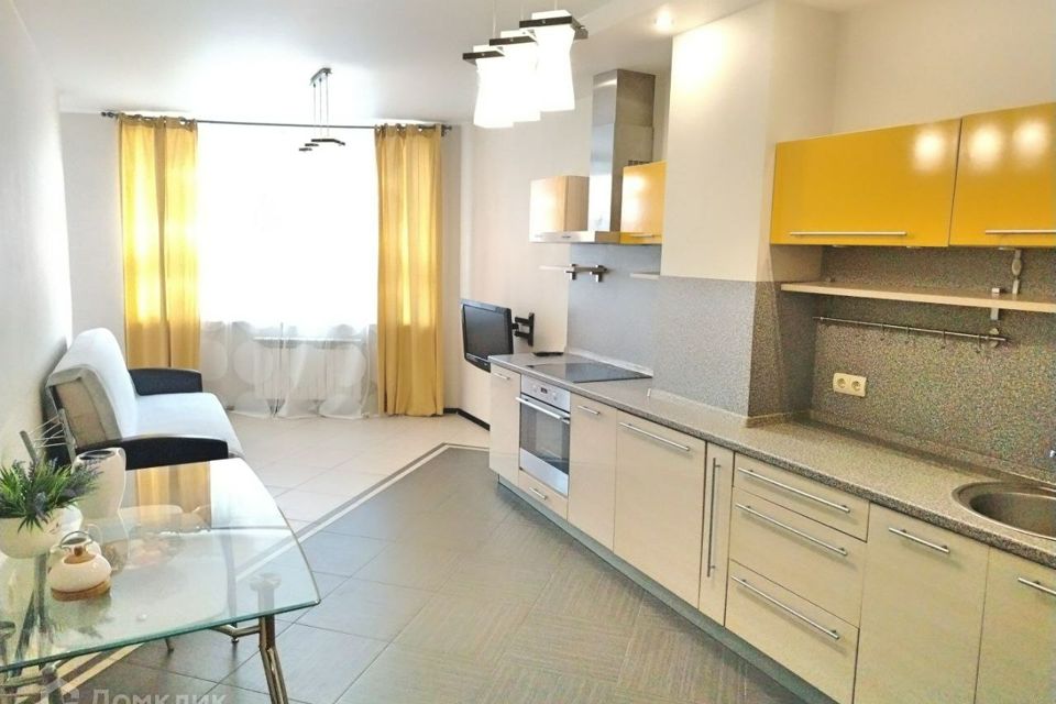 Продаётся 1-комнатная квартира, 55.9 м²