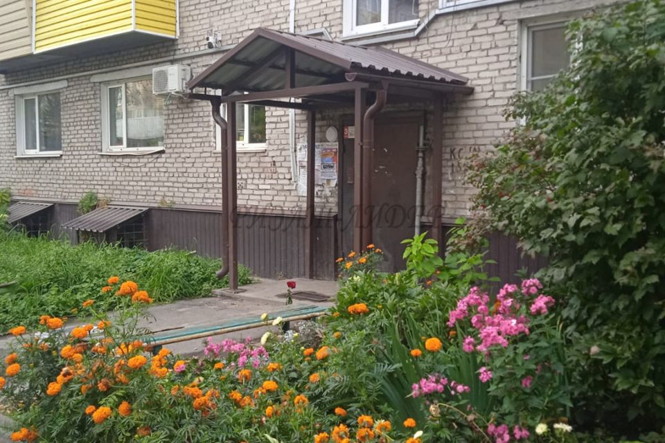 Продаётся 3-комнатная квартира, 57.3 м²