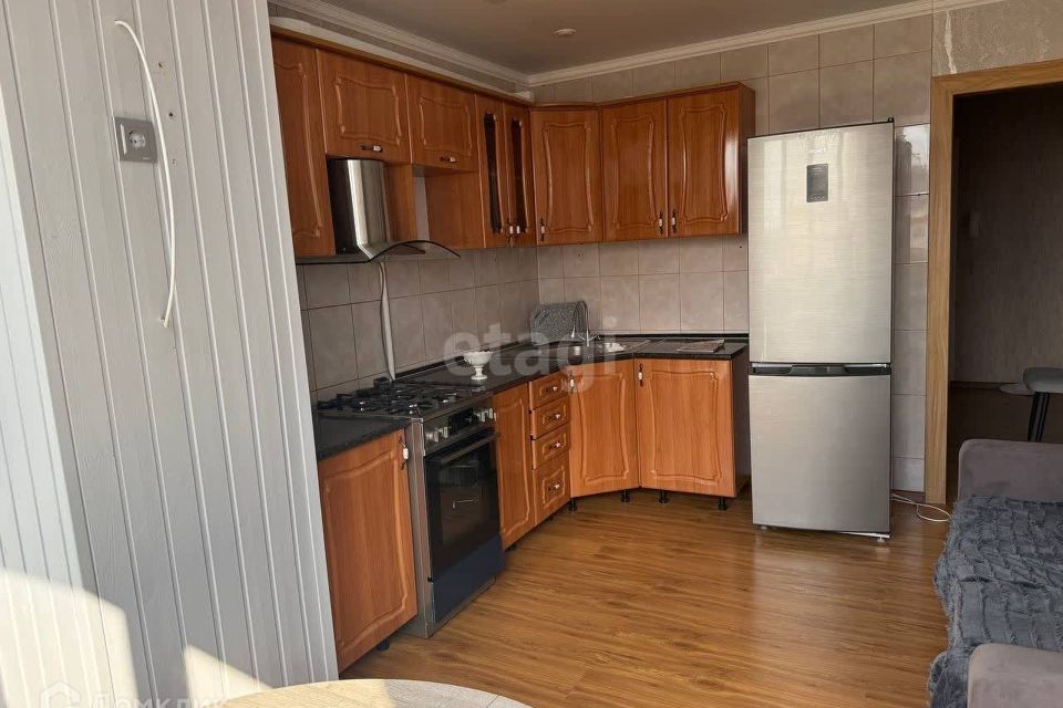 Продаётся 1-комнатная квартира, 43 м²