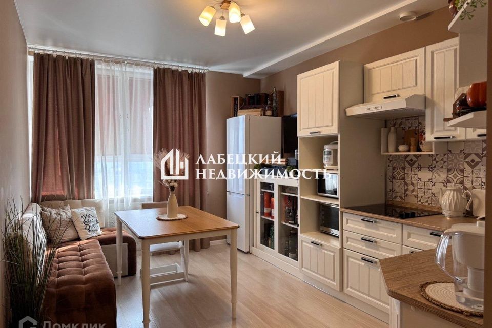 Продаётся 1-комнатная квартира, 38.4 м²