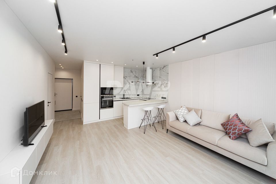Продаётся 2-комнатная квартира, 71.5 м²